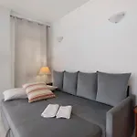 Camoes 7f- Frente Praia,com Piscina Armação de Pêra