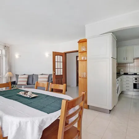 Camoes 7f- Frente Praia,com Piscina * Armação de Pêra