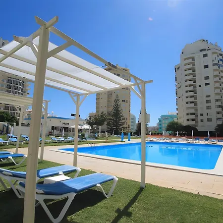 Διαμέρισμα Camoes 7f- Frente Praia,com Piscina