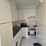 Camoes 7f- Frente Praia,com Piscina