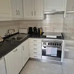 Camoes 7f- Frente Praia,com Piscina Appartement *