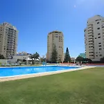 דירה Camoes 7f- Frente Praia,com Piscina *
