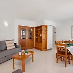 Camoes 7f- Frente Praia,com Piscina