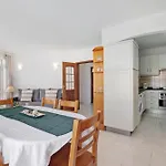 Camoes 7f- Frente Praia,com Piscina * Armação de Pêra