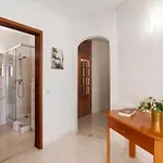 شقة Camoes 7f- Frente Praia,com Piscina